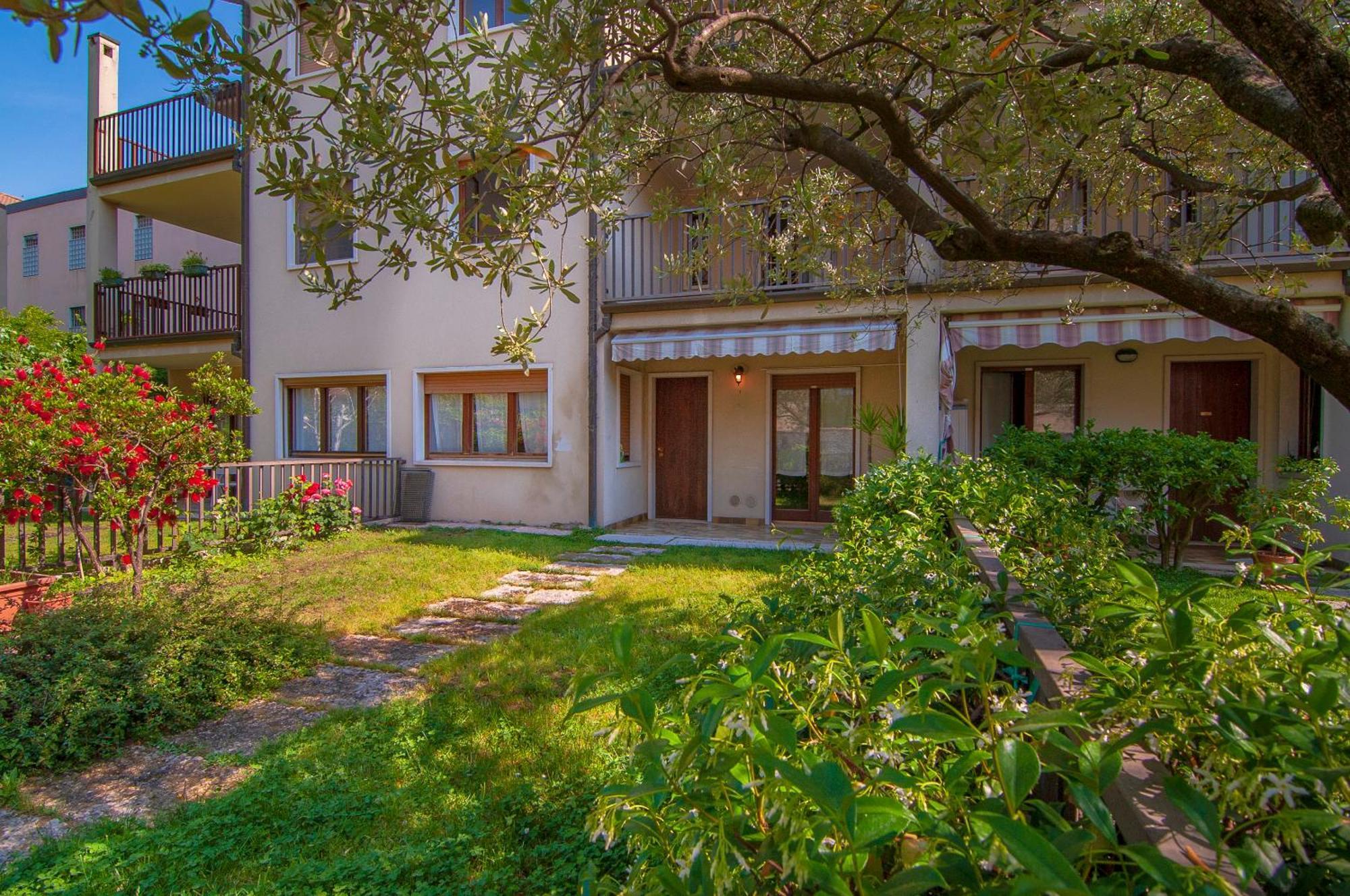 Gardenhouse - Wifi And Garden Verona Exterior foto